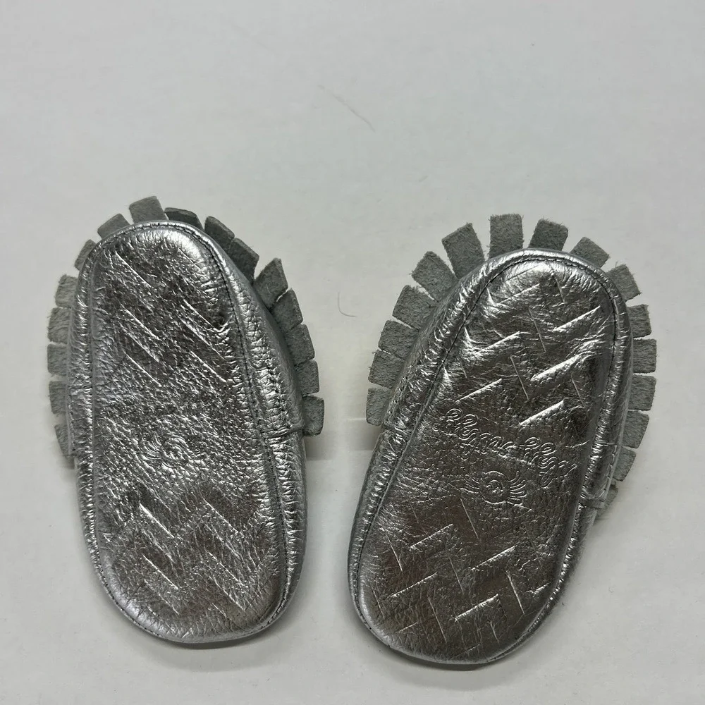 Itzy Ritzy Gold‎ Silver Metallic Baby Moccasins 6–12 Mo Soft Sole Crib Shoes